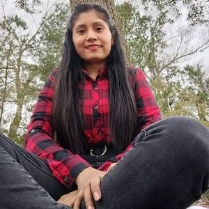 Meet your Posher, Gomez